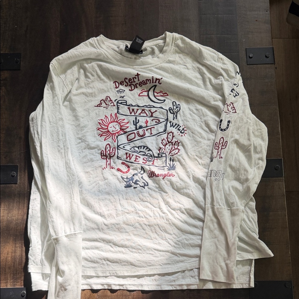 Wrangler White Long-Sleeve Desert Graphic Tee with Red & Navy Print